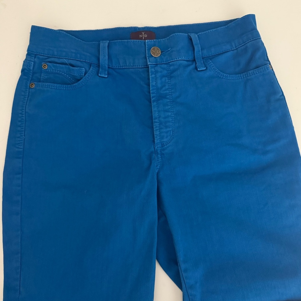 NYDJ Ella Cuffed Bermuda Shorts Parisian Blue Size 8P Lift Tuck Stretch - Picture 3 of 7